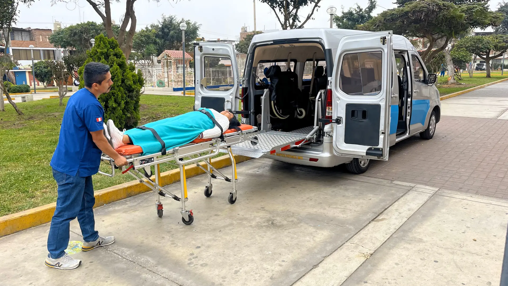 Traslado en Camilla Médica